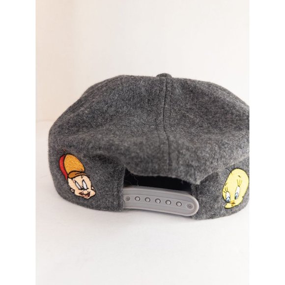 New Bugs Bunny with Looney Tune Characters Gray Wool Baseball Cap OS - Picture 3 of 7